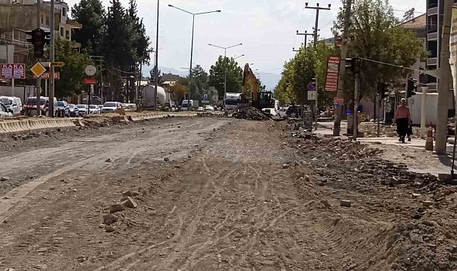 Gölbaşı'nda şehir içi karayolunun yapımına başlandı