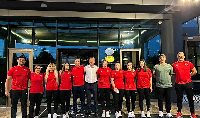 Golbol Kadın Milli Takımı Paris'e gitti