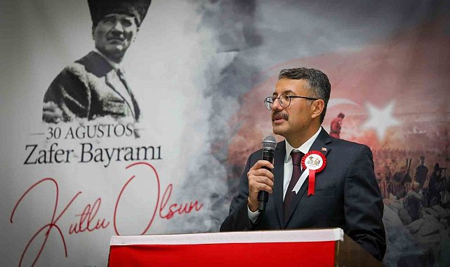 Hakkâri'de 30 Ağustos Zafer Bayramı resepsiyonu