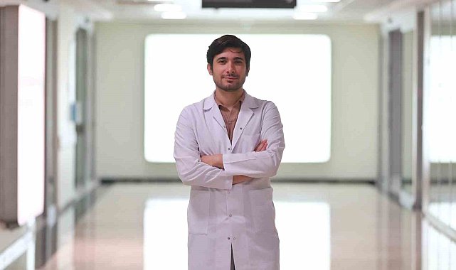 Halsizlik, baş ağrısı ve ateş; maymun çiçeği virüsünün belirtileri olabilir