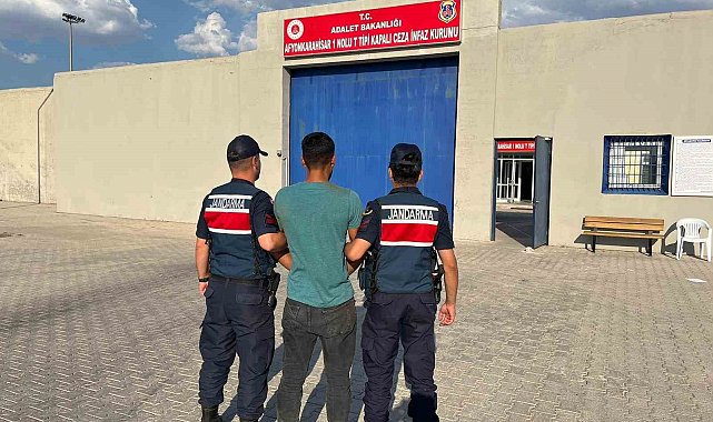 Hırsızlık suçundan aranan şahsı jandarma yakaladı