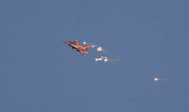 Hizbullah'tan İsrail'e 210 roket ve 20 İHA ile saldırı