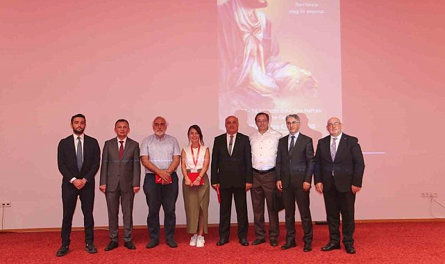 İbn-i Sina'ya Saygı Paneli