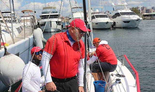 İstanbul'un en büyük yelken festivali TAYK Slam-Eker Olympos Regatta Yelken Yarışları başladı