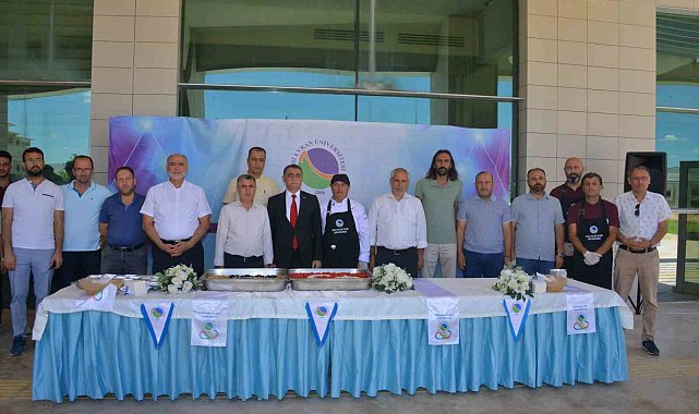 KAEÜ kampüsünde aşure ikramı yapıldı