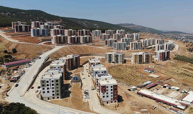 Kahramanmaraş'ta 668 konut daha depremzedelere teslim edildi