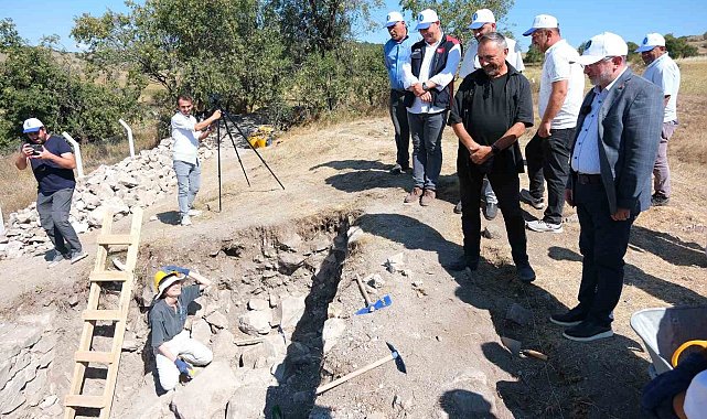 Kalehisarda gün yüzüne çıkarılan Selçuklu tarihine Çorum Belediyesi'nden destek