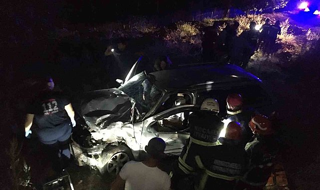 Kamyonla çarpışarak takla atan otomobil 15 metreden uçtu: 2 yaralı
