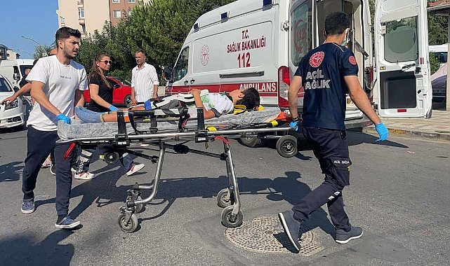 Kapaklı'da karşıdan karşıya geçmeye çalışan çocuğa otomobil çarptı