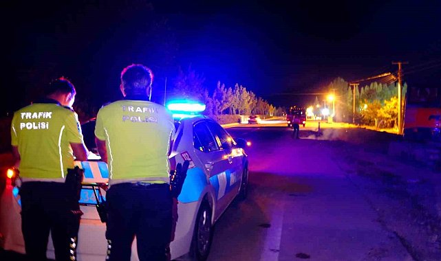 Karaman'da otomobiller çarpıştı: 5 yaralı