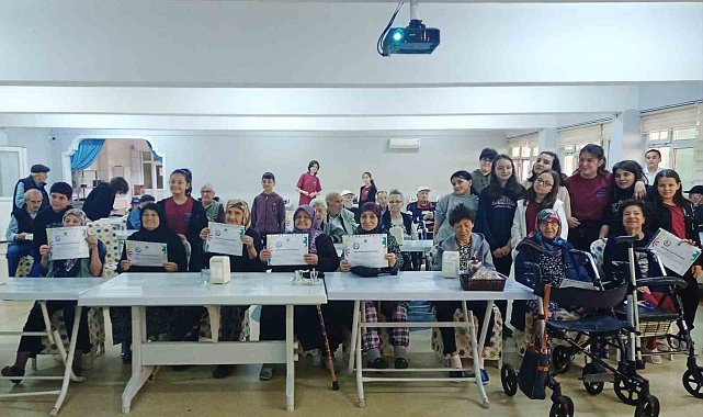 Karesi Ortaokulu projesi 'Maarifin Yüz Akı' dergisinde yayınlandı