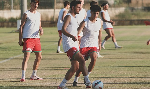 Karşıyaka'dan orta sahaya takviye