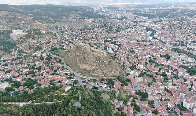 Kastamonu Kalesi'nde tehlike saçan kayalar için dev proje