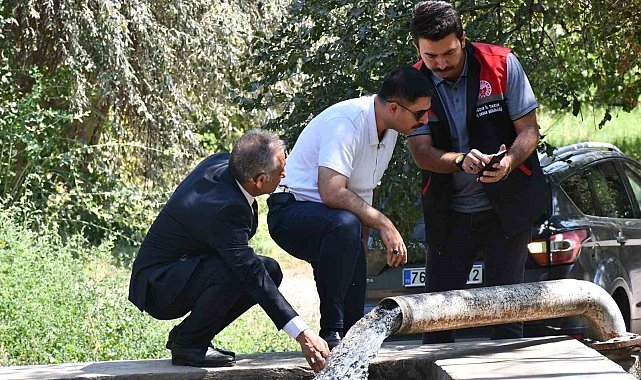 Kaymakam Aydın, &#039;Aralık Millet Bahçesi&#039;nde incelemelerde bulundu