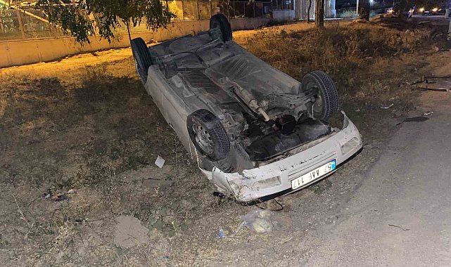 Konya'da iki otomobil çarpıştı: 3 yaralı