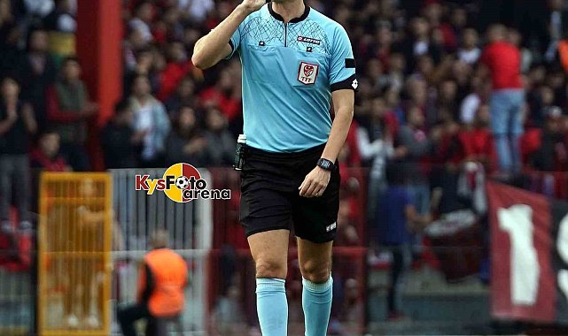Konyaspor - Kayserispor maçının VAR'ı Onur Özütoprak oldu