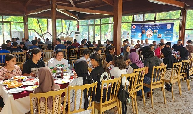 Köyceğiz Müftülüğü gençleri kahvaltı programında buluşturdu