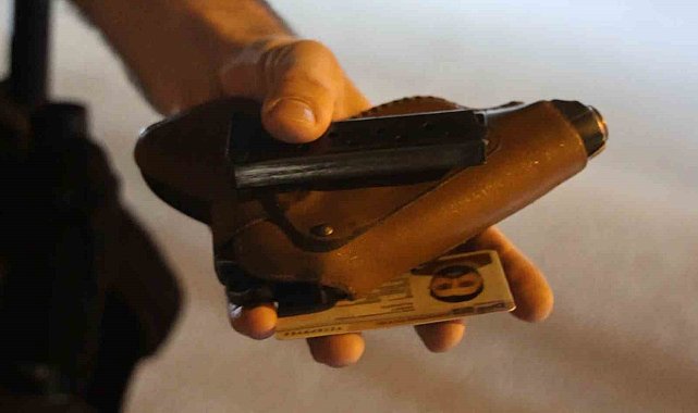 Kurusıkı tabancayla yakalanan şahıs gözaltına alındı