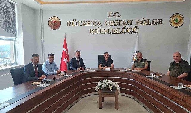 Kütahya'da tarım ve hayvancılık alanındaki yatırım ve projeler masaya yatırıldı