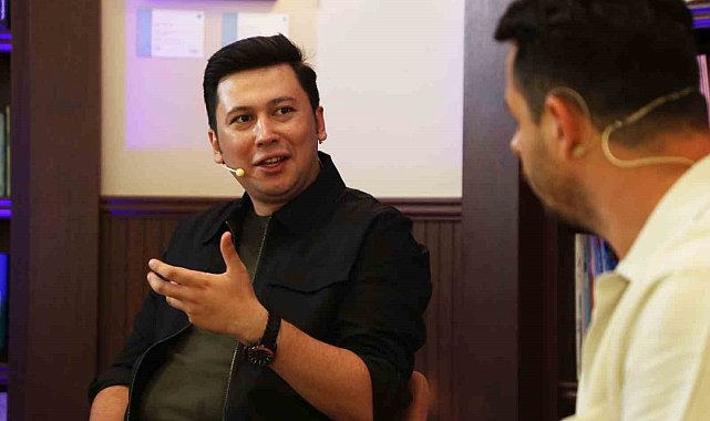 Litros Sanat Konuşmaları programında 'eleştiri' masaya yatırıldı