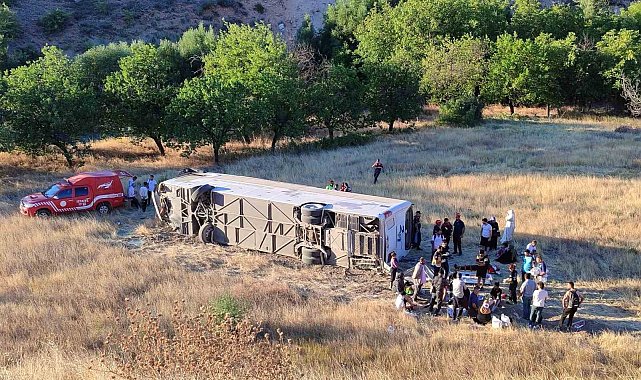 Malatya'da yolcu otobüsü şarampole uçtu: 22 yaralı