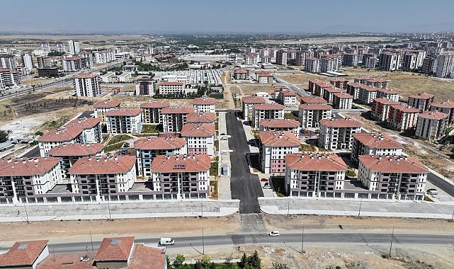 Malatyalı depremzede aileler yeni evlerine kavuştu