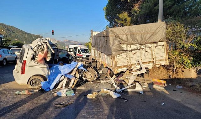 Manisa'da trafik kazası: 4 ölü