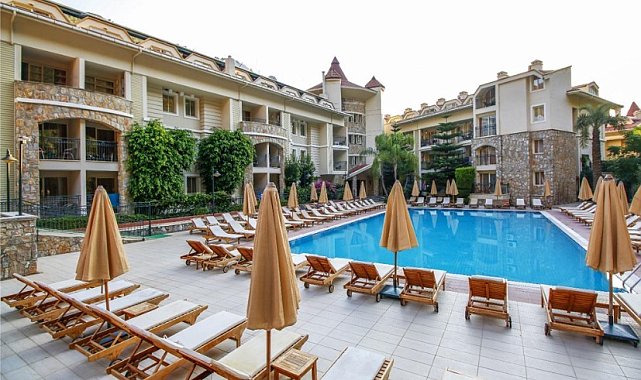 Marmaris'te üniversitelilere beş yıldızlı havuzlu KYK yurdu