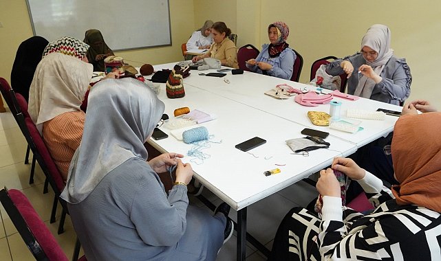 Melikgazi Belediyesi'nin yeni kursları her yaştan vatandaşa hitap ediyor