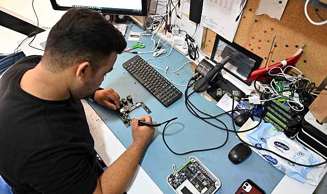 Muratpaşa'nın güvenliği, insan gözü gibi hareket eden kameralarla sağlanıyor