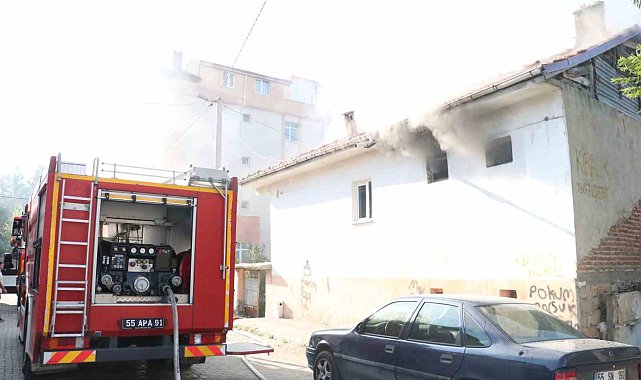 Müstakil evde yangın: 1 kişi dumandan etkilendi