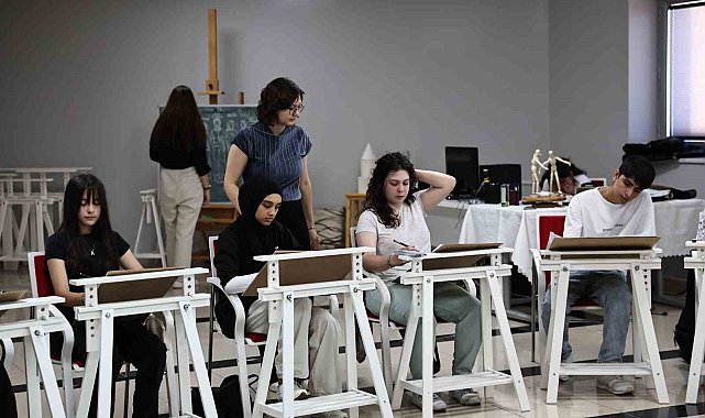 Öğrencisi olduğu kuruma öğretmen olarak geri döndü