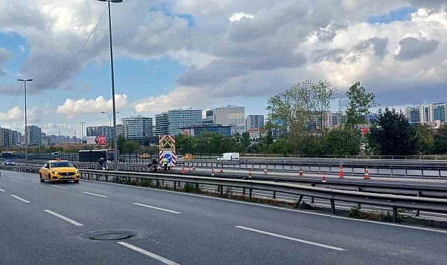 Ölümlü metrobüs kazası sonrası İBB'den ışıklı işaret levhalı önlem