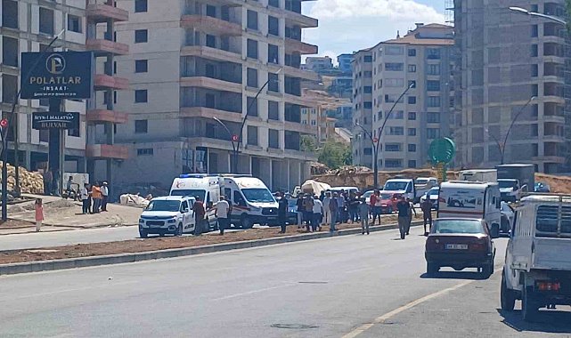 Otomobilin çarptığı 82 yaşındaki adam hayatını kaybetti