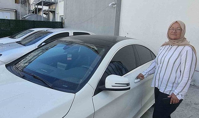 Otopark işleten Nadire Anne'yi gören şaşırıyor