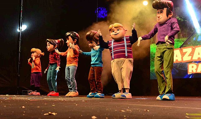 Rafadan Tayfa, minik sevenleri için bir kez daha sahne aldı