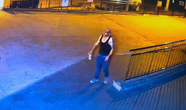 Sakar hırsız girdiği evden 5 bin lira çalıp balkondan düştü