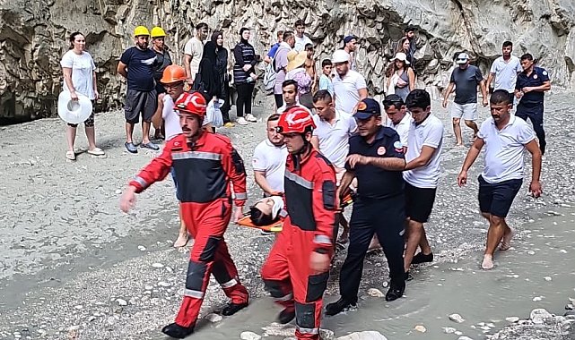 Saklıkent Kanyonu'nda düşen kaya parçası 2 turisti yaraladı