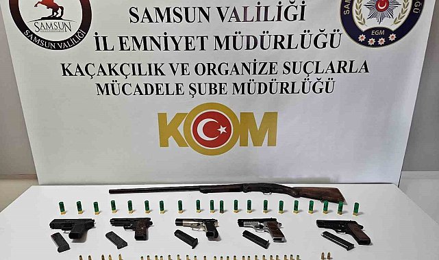 Samsun'da ruhsatsız silah operasyonu: 2 gözaltı