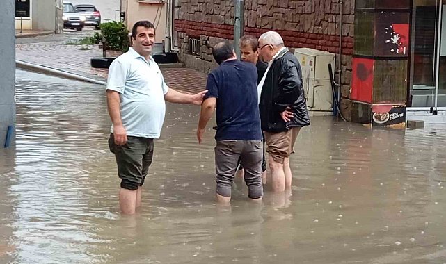 Samsun'da sağanak: Bafra sular altında