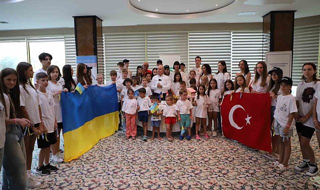 Savaş mağduru 50 Ukraynalı çocuk Büyükçekmece'de düzenlenen kampta buluştu