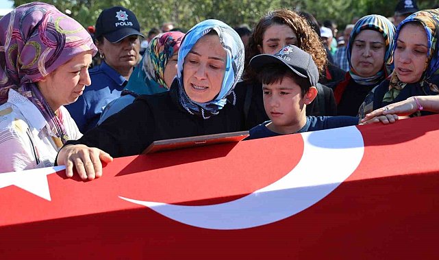 Şehit polis memuru Şahan son yolculuğuna uğurlandı