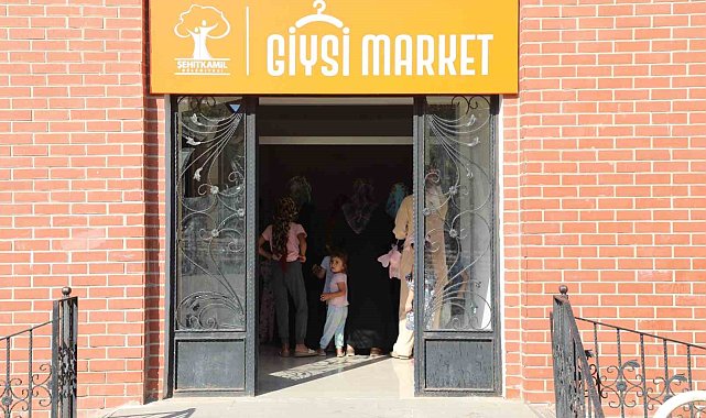 Şehitkamil'den 2 bin 756 aileye giysi yardımı