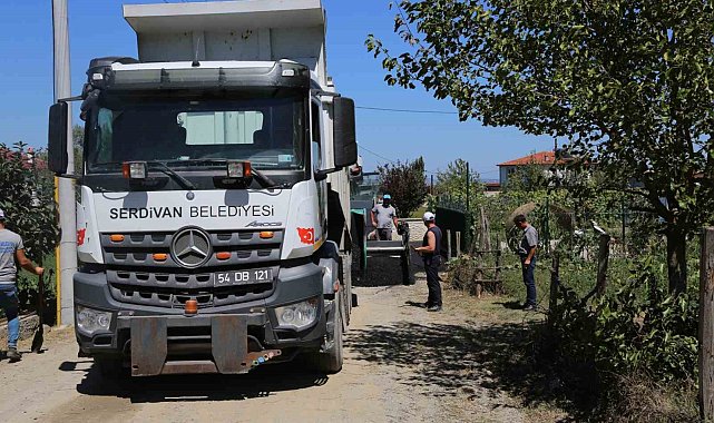 Serdivan'da asfalt sezonu devam ediyor