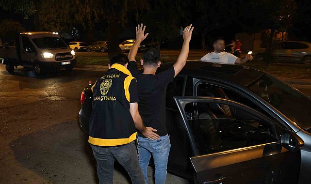 Seyhan polisi 34 silah ele geçirirken, 201 suçluyu yakaladı