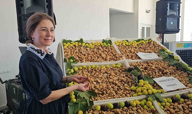 Sezonun ilk kuru inciri 600 TL'den satıldı