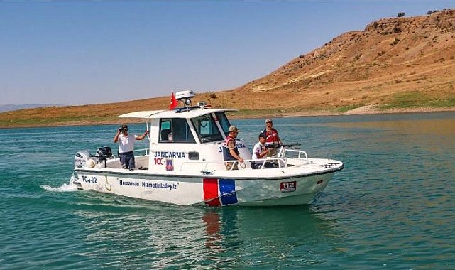 Siirt Ilısu Baraj Göleti'nde yük ve yolcu tekneleri denetlendi
