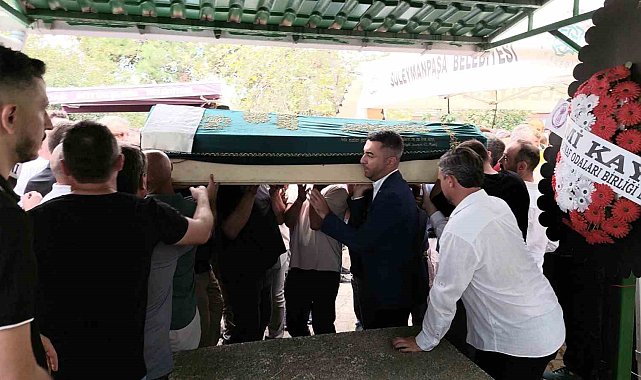 Silahlı saldırıda ağır yaralanan CHP'li meclis üyesi yaşam savaşını kaybetti