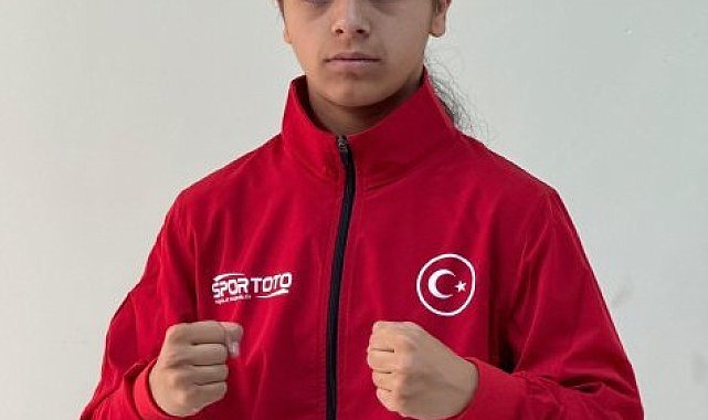 Şırnaklı Asmin, Üst Minikler Avrupa Boks Şampiyonası&#039;nda son 16&#039;da