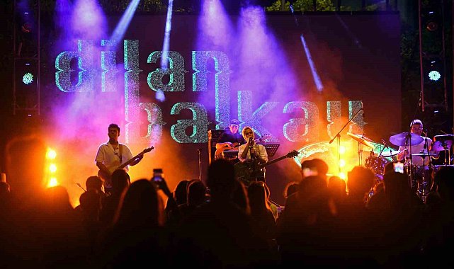Şişli Belediyesi'nin "Habitat Live" konserlerine yoğun ilgi